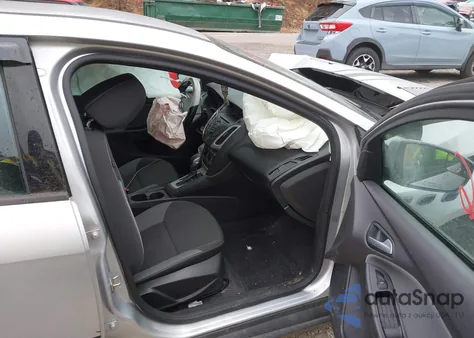 2014 Ford Focus Se from USA, damaged, VIN 1FADP3F2XEL136560